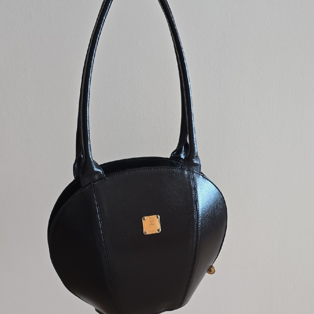 MCM Black Leather Shoulder Bag - Picture 13 of 16